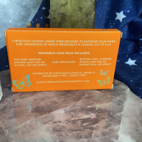 Flirtacious Looks Monarch Lash Pack - Picture 2 of 2